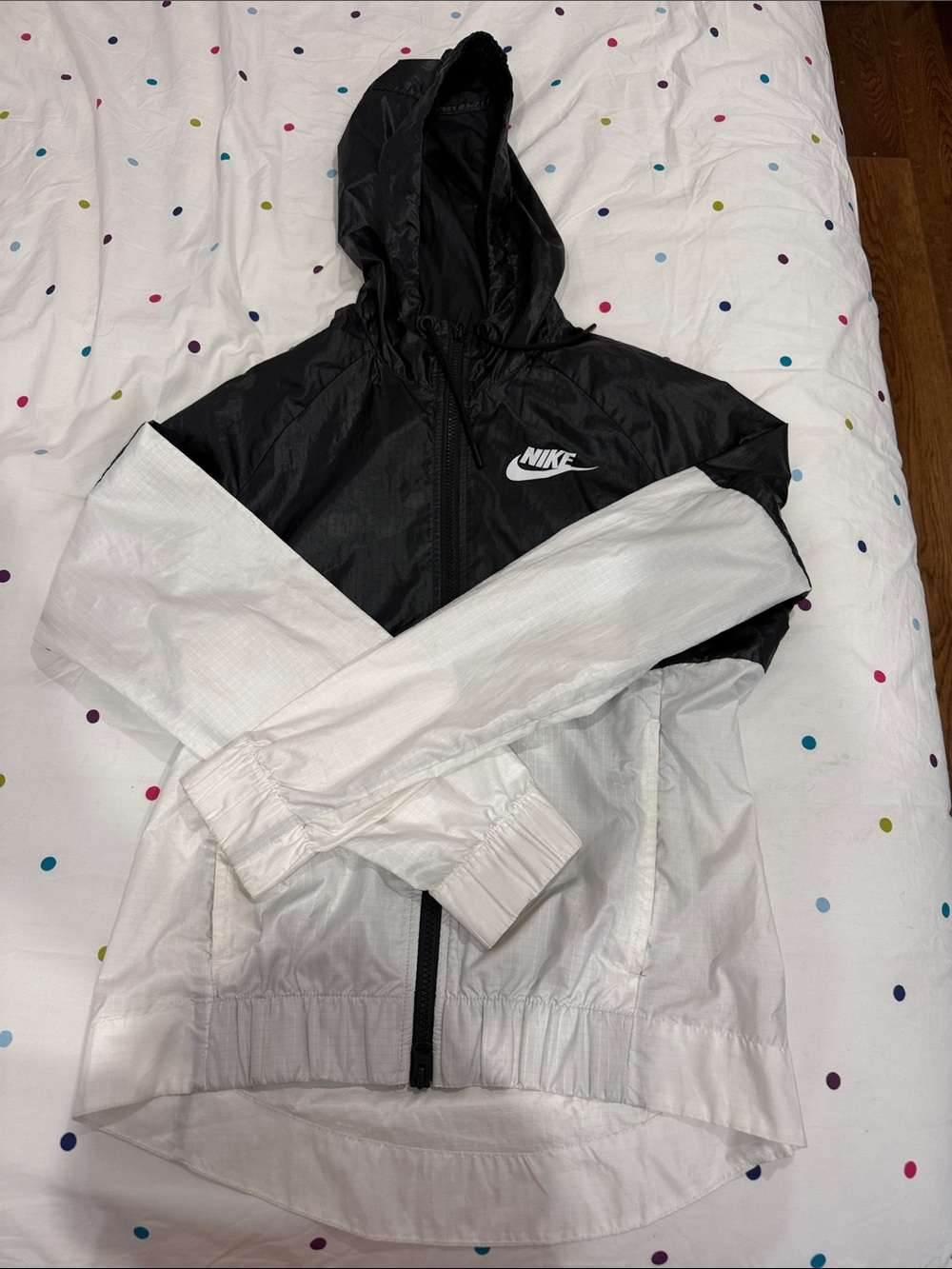Nike Black and White Hooded Windbreaker XS